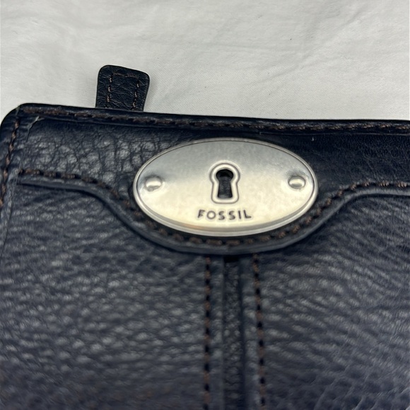 Fossil Black Pebbled Leather Bifold Wallet EUC - Picture 12 of 16
